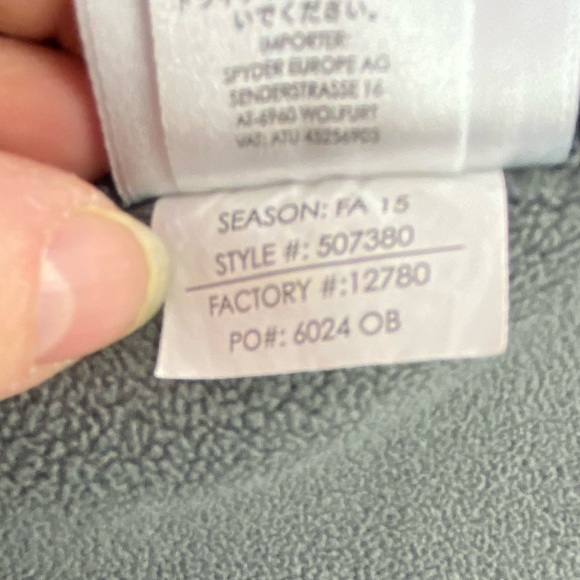 Spyder Men's Gray/Black 1/4 Zip Core Sweater Men's size Large - Picture 6 of 10